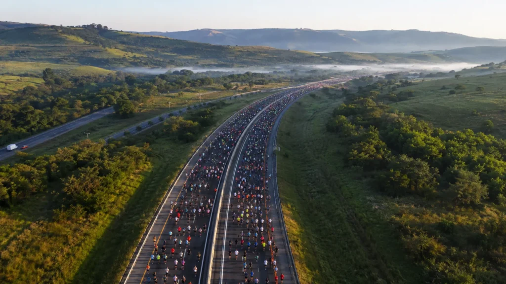 Comrades Marathon fleet routes — runners on the N3 highway between Durban and Pietermaritzburg